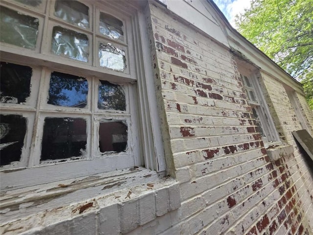 1435 Troupe St, Augusta, GA 30904 - detailed view of brick siding