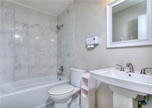 586 Windchase Ln, Stone Mountain, GA 30083 - full bath with shower / washtub combination and toilet