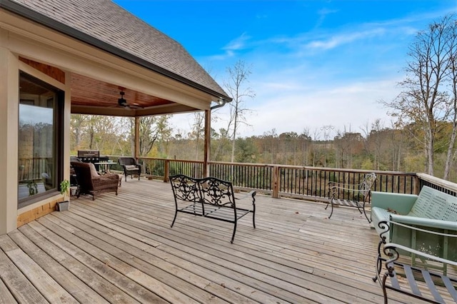 deck with ceiling fan