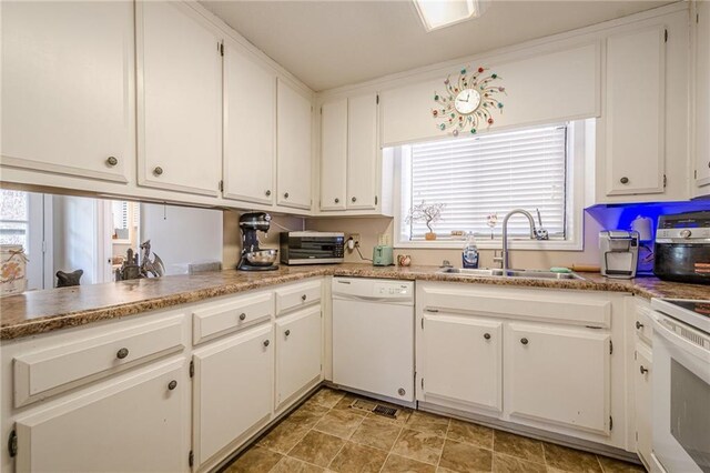 200 Villa Rd Unit 103, Jasper, GA 30143 - kitchen featuring white dishwasher, a sink, healthy amount of natural light, and stove