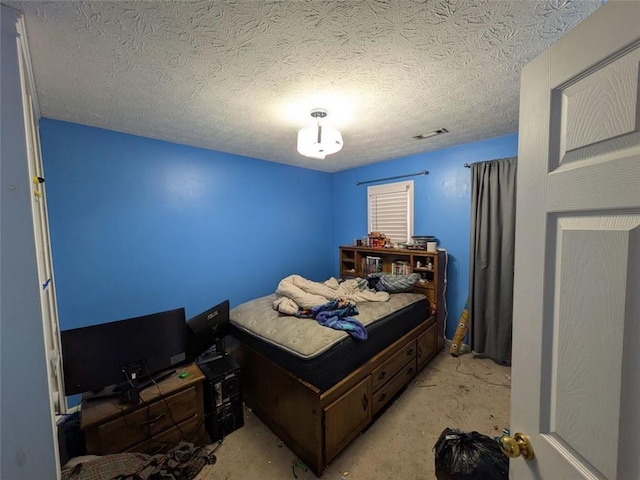 405 Baneberry Bnd, Peachtree City, GA 30269 - bedroom with a textured ceiling