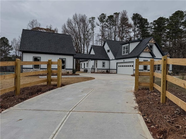 view of front of property featuring a garage