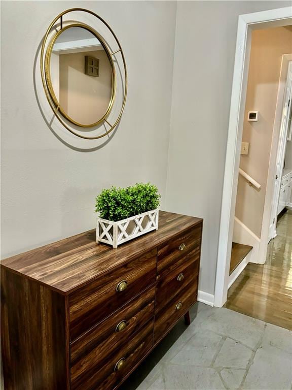 interior details with hardwood / wood-style floors