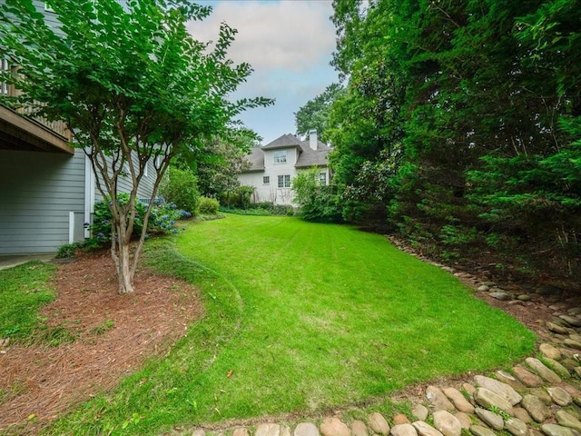 740 Orchard Ct, Atlanta, GA 30328 - view of green lawn