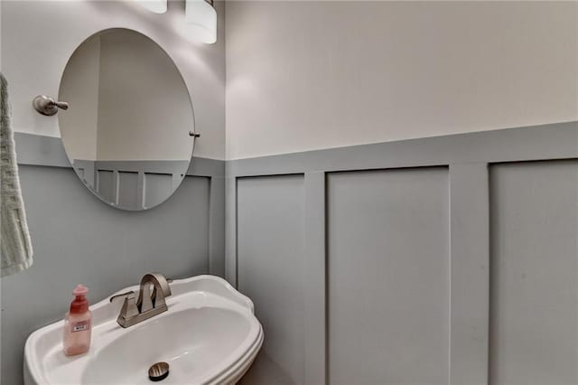 1901 Paper Birch Cv, Grayson, GA 30017 - bathroom featuring a sink