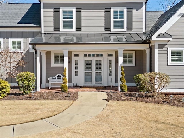 view of front of home featuring a porch