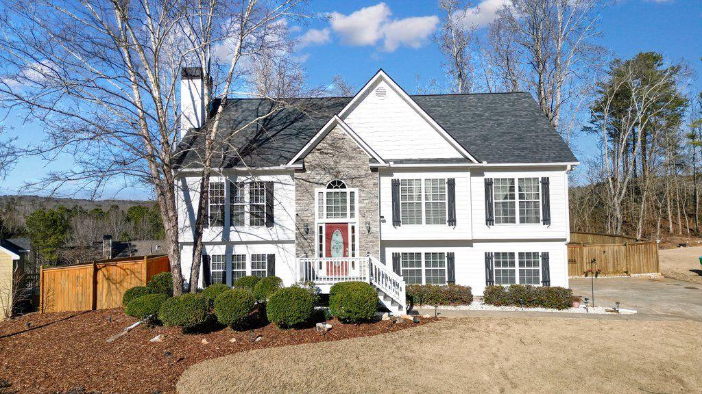 view of split foyer home