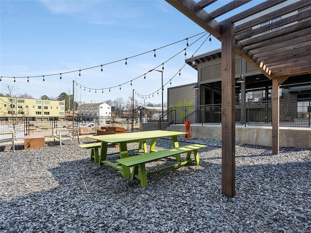 989 Bibbs Cir NW Unit 25, Atlanta, GA 30318 - surrounding community featuring a pergola