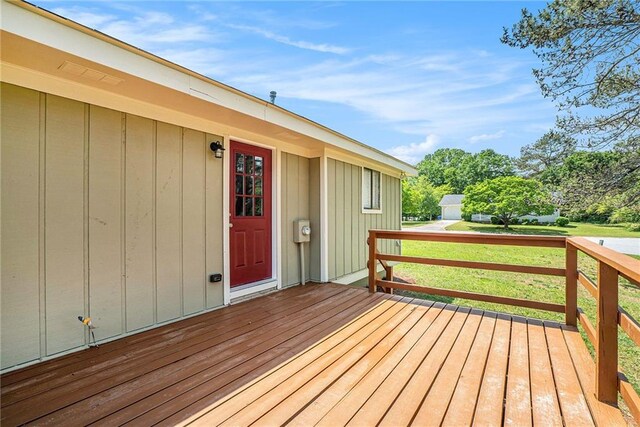 view of wooden deck
