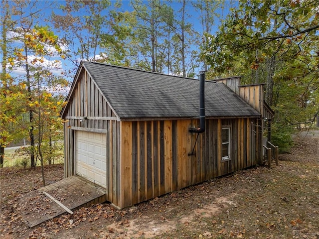 view of detached garage