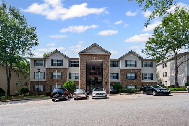 3303 Par Three Way, Lithonia, GA 30038 - view of building exterior with uncovered parking
