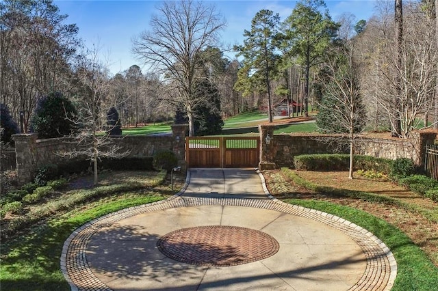 Listing photo 2 for 4824 Northside Dr, Atlanta GA 30327