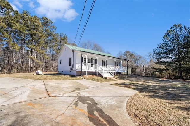 view of front of home with a porch