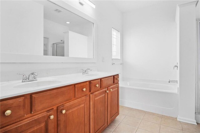 spacious closet featuring carpet flooring