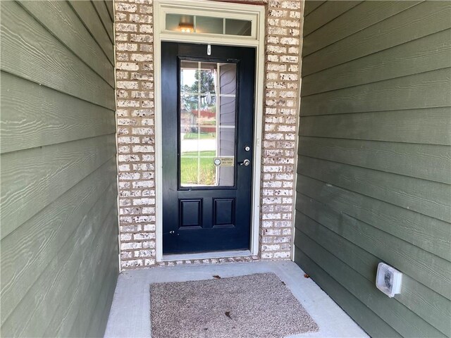 view of property entrance