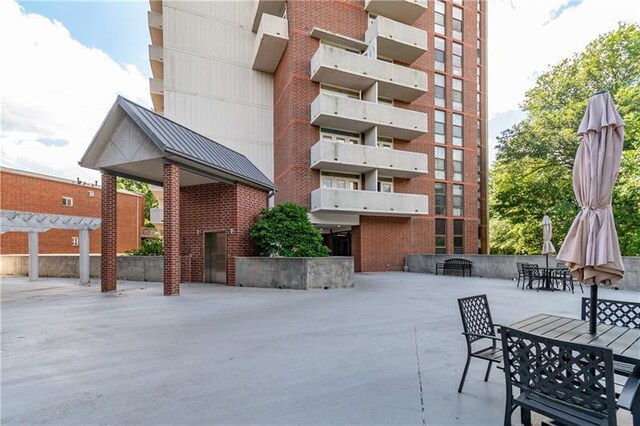 375 Ralph Mcgill Blvd NE Unit 807, Atlanta, GA 30312 - view of building exterior