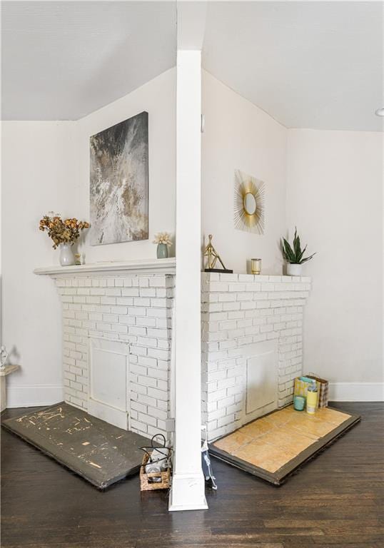 820 Elbert St SW, Atlanta, GA 30310 - detailed view of a fireplace, wood finished floors, and baseboards