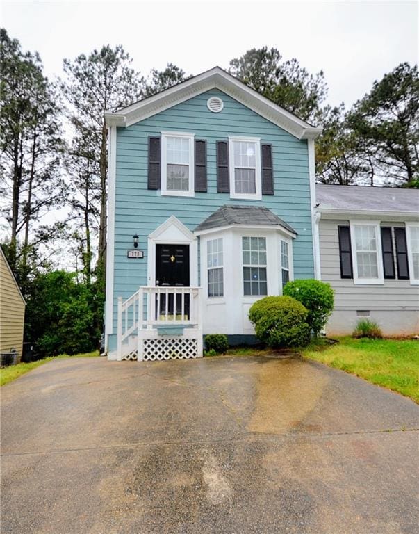775 Heritage Valley Rd, Norcross, GA 30093 - view of front of home featuring crawl space