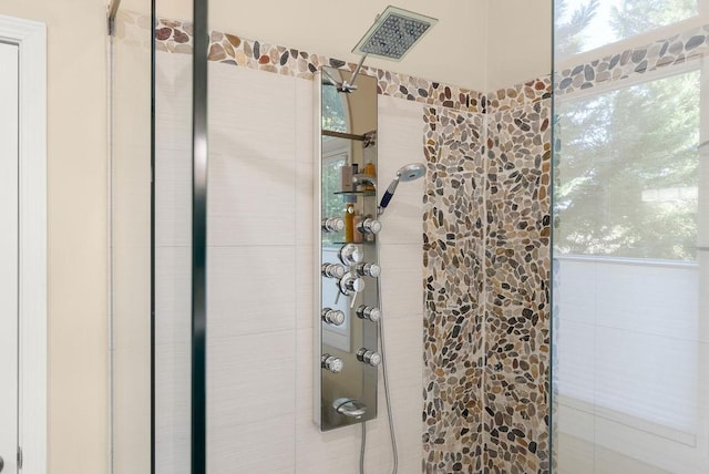 12350 Broadleaf Ln, Johns Creek, GA 30005 - full bathroom featuring a stall shower