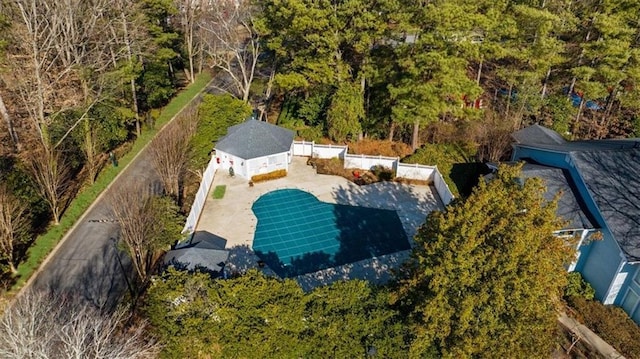aerial view of property and surrounding area