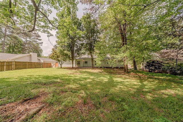 view of yard featuring fence