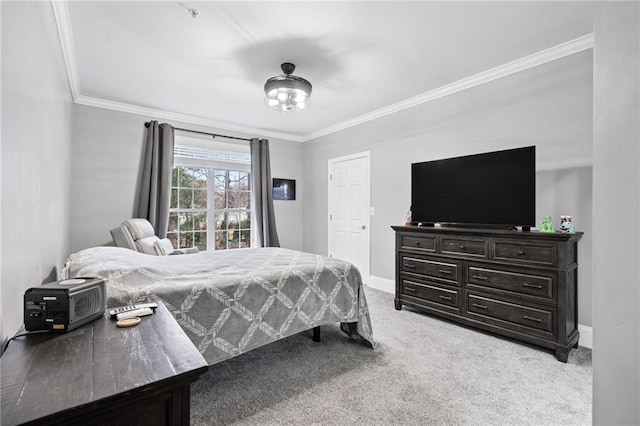 4100 Paces Walk SE Unit 2304, Atlanta, GA 30339 - bedroom with crown molding, baseboards, and carpet floors