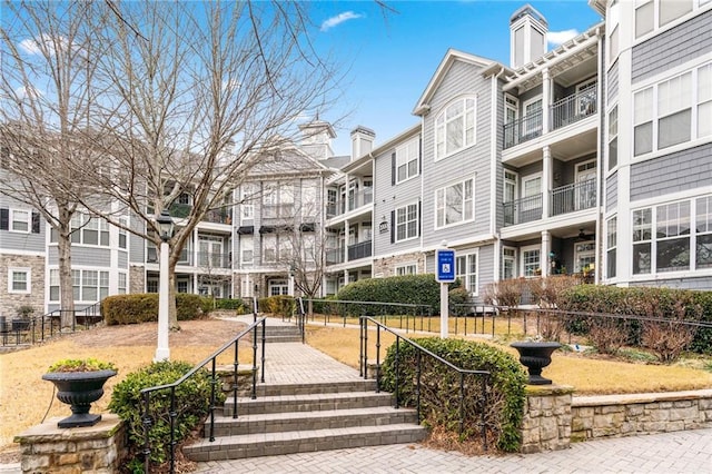 4100 Paces Walk SE Unit 2304, Atlanta, GA 30339 - view of home's community with fence