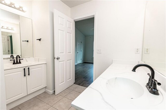 bedroom with hardwood / wood-style floors and ceiling fan