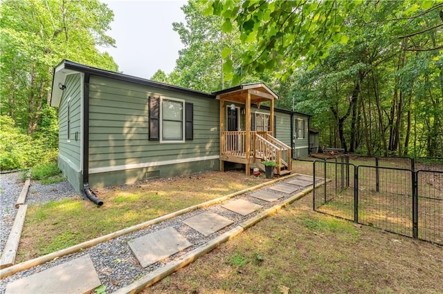 67 Gatewood Rd, Ellijay, GA 30540 - view of front of property featuring a gate and crawl space