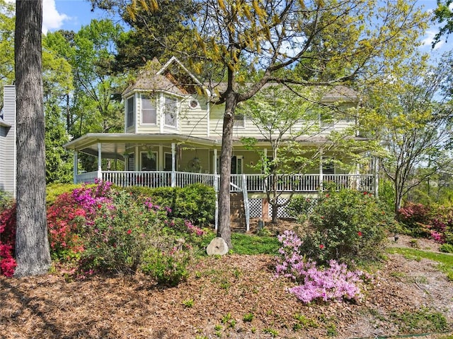 view of front of house with covered porch