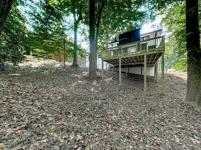 1564 Bubbling Creek Rd, Brookhaven, GA 30319 - view of yard featuring a wooden deck