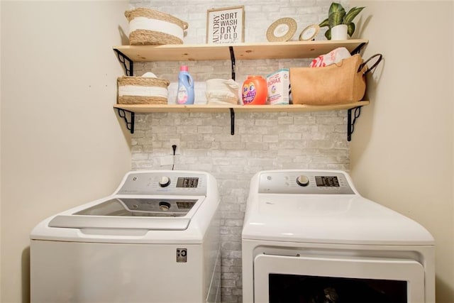 3746 Okefenokee Rdg, Loganville, GA 30052 - washroom featuring separate washer and dryer