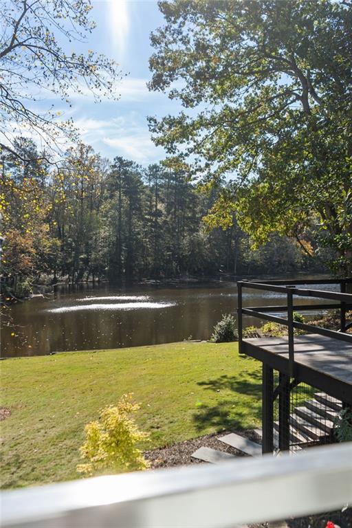 view of yard with a water view