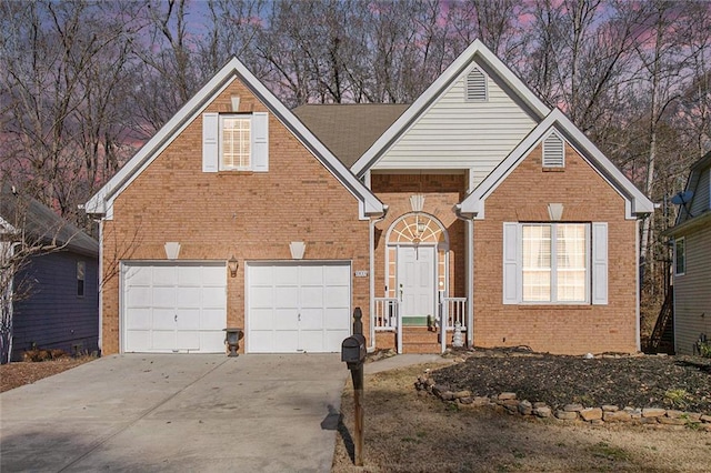 view of front facade featuring a garage