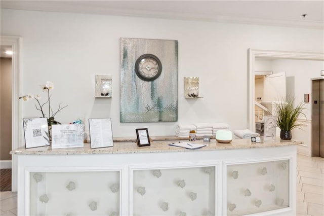 room details featuring crown molding