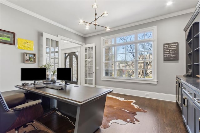 home office featuring crown molding, dark wood-style flooring, baseboards, and a notable chandelier