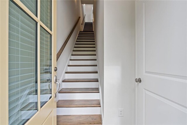 1227 Cushenberry Ln, Atlanta, GA 30318 - full bathroom featuring toilet, vanity, shower / bath combination, and wood finished floors