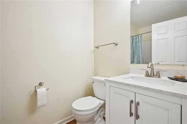3705 Tate Pl, Austell, GA 30106 - full bathroom featuring vanity, toilet, and curtained shower