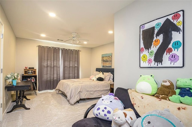 bedroom featuring carpet and ceiling fan