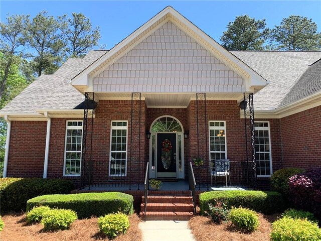 view of front of property with covered porch