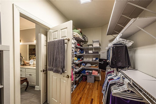 6369 Timber Creek Trl, Dahlonega, GA 30533 - walk in closet featuring wood finished floors