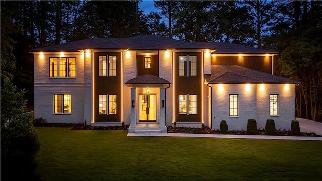 942 Fairfield, Marietta, GA 30068 - view of front of home with a front lawn