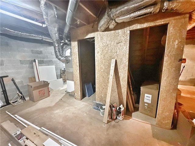 view of unfinished basement