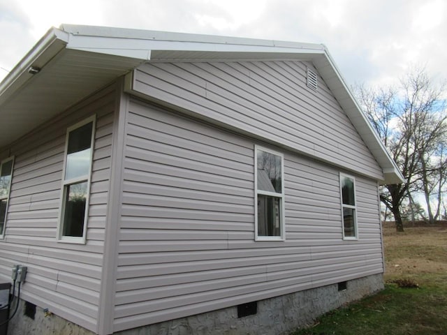 view of home's exterior