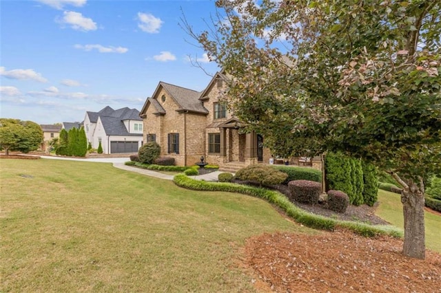 view of front of home with a front lawn