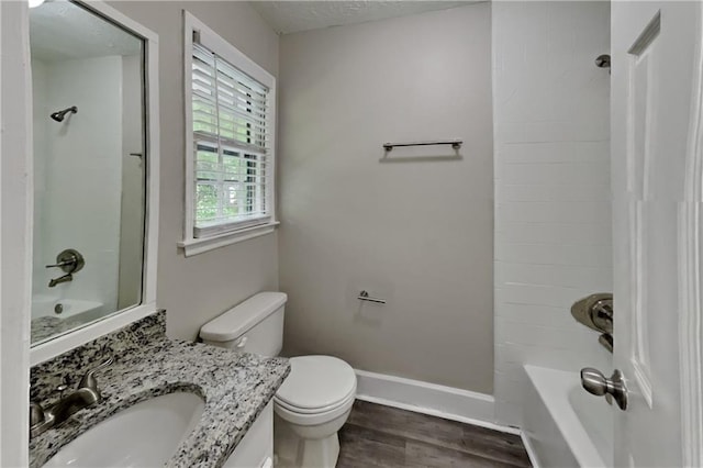 650 Lake Forest Ct, Roswell, GA 30076 - bathroom with wood finished floors, vanity, and bathing tub / shower combination