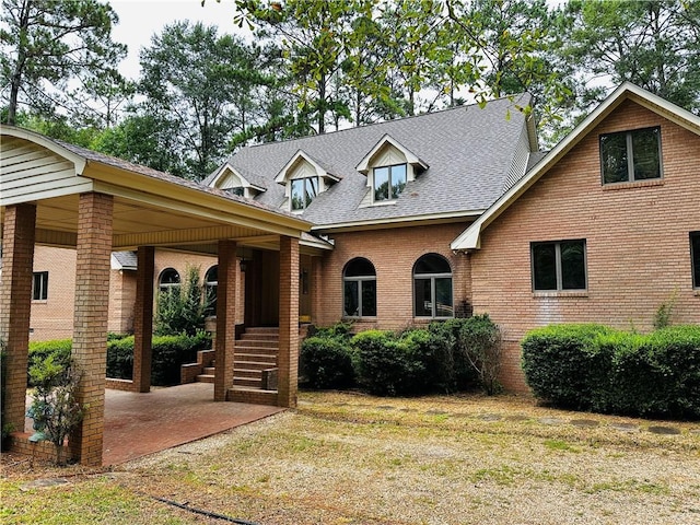 view of front facade