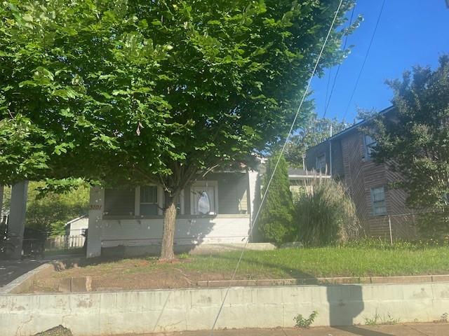 3101 E Point St, Atlanta, GA 30344 - view of property hidden behind natural elements