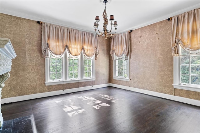 401 Peachtree Battle Ave NW, Atlanta, GA 30305 - empty room featuring a chandelier, wood finished floors, baseboards, and crown molding