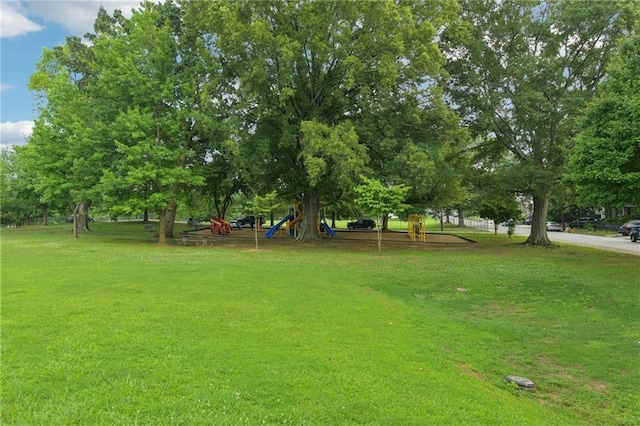 218 S Ave SE, Atlanta, GA 30315 - view of grassy yard